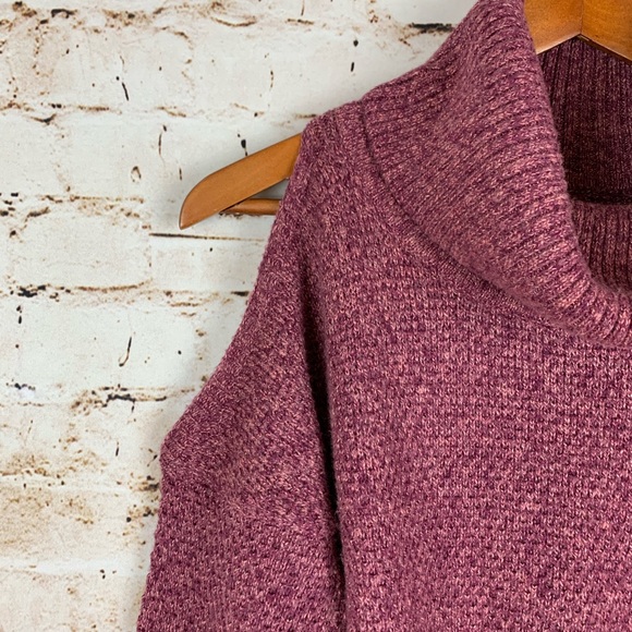 Hollister Cold Shoulder Cowl Neck Sweater - Picture 4 of 8